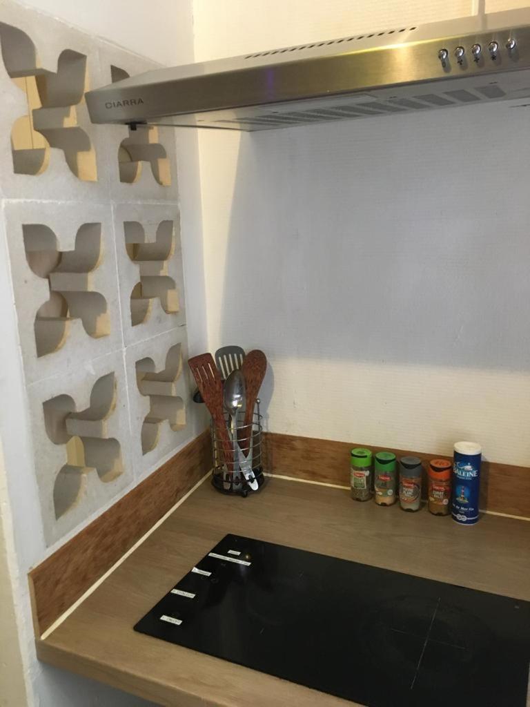 Appart Sympa Dans Le Vieux Νιμ Εξωτερικό φωτογραφία